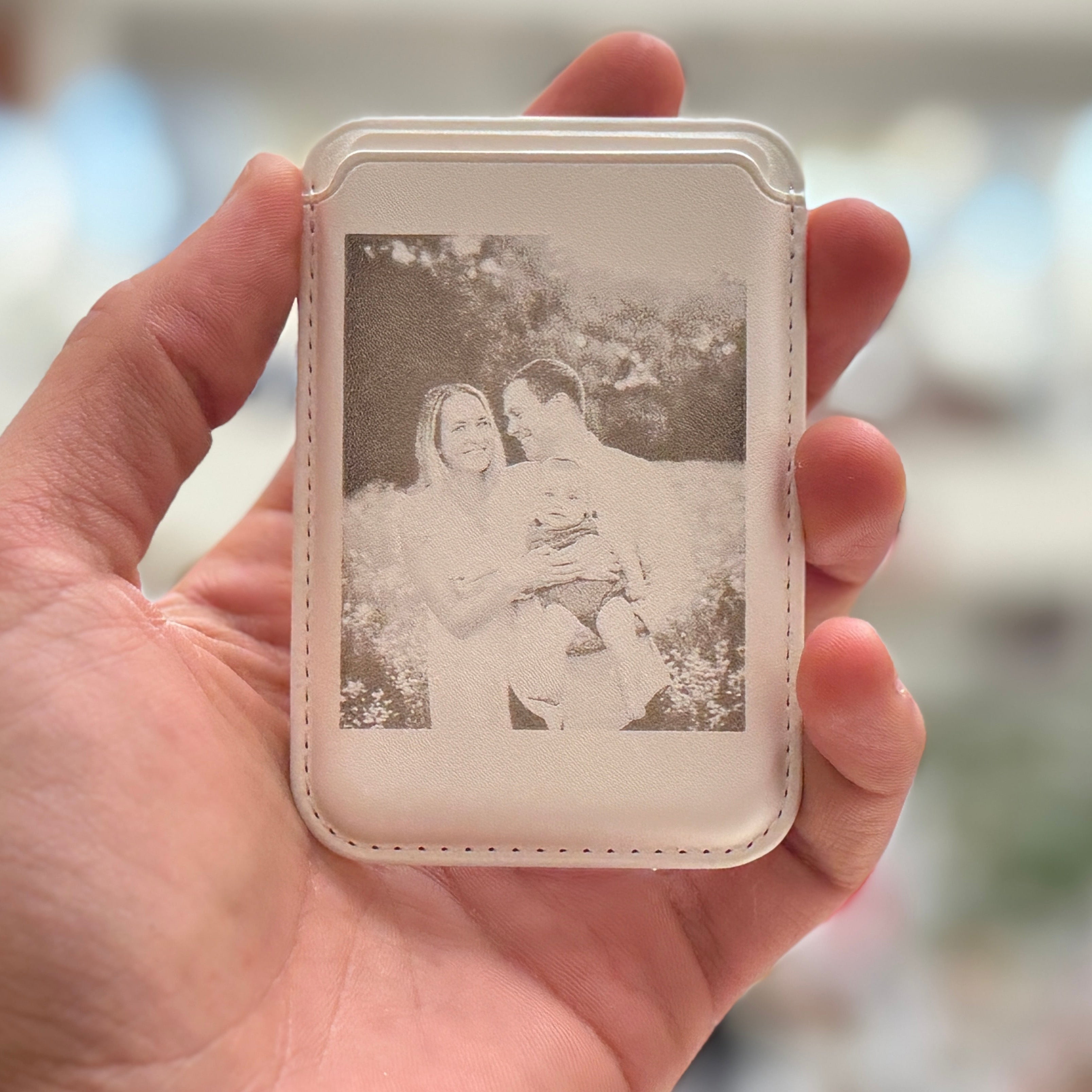 Custom Magsafe Card Holder